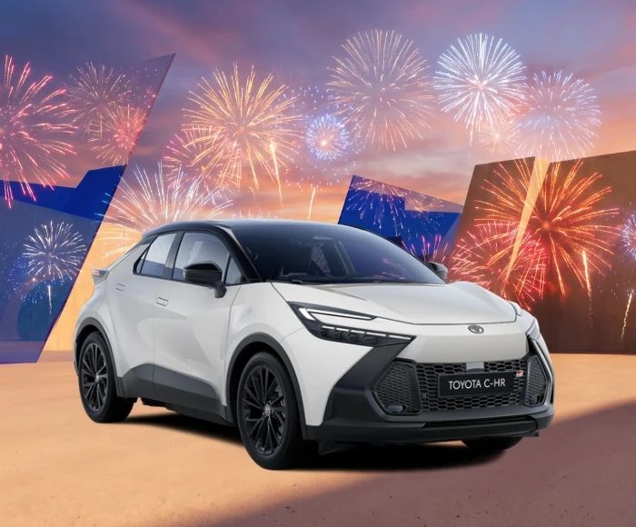 toyota-chr-gr-sport-jubileumi-ajanlat-carnet-m5