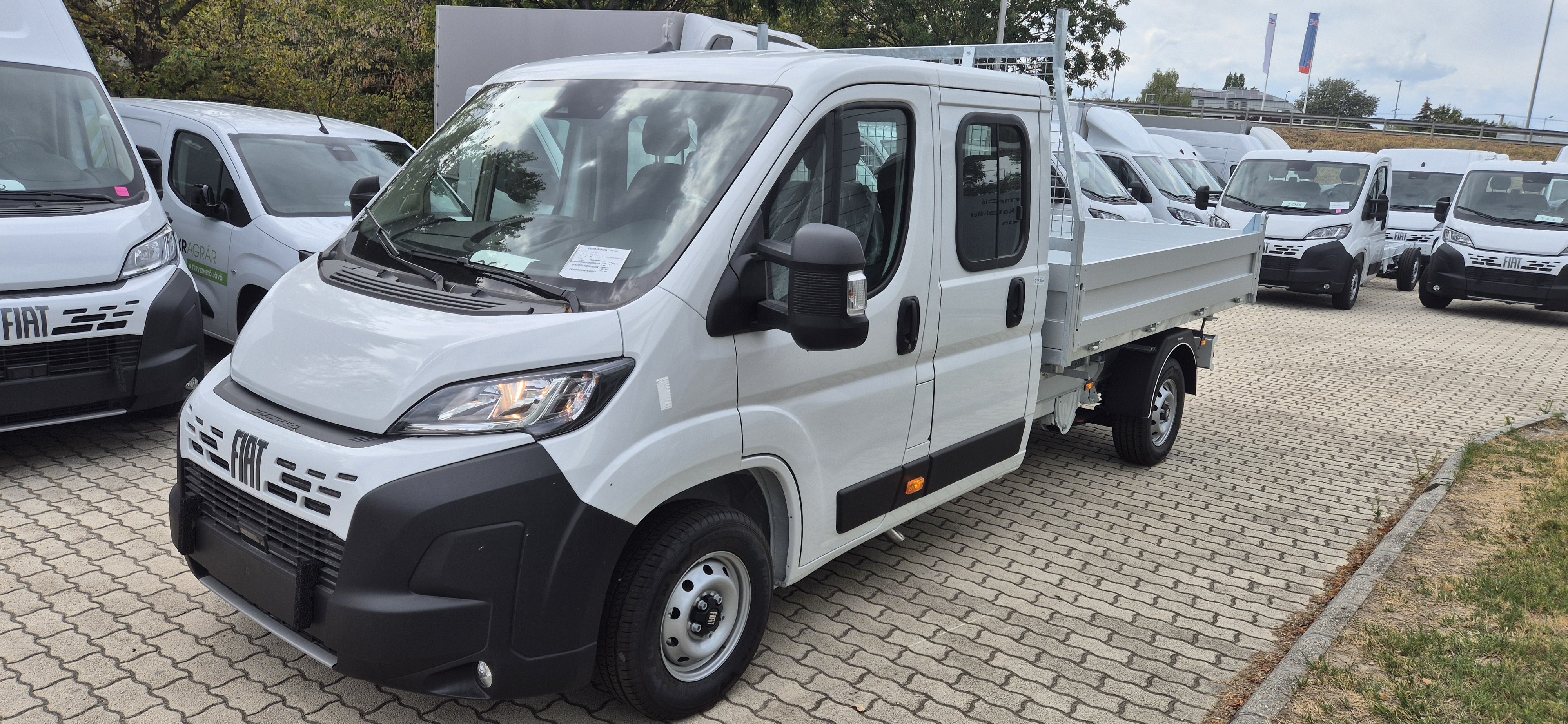 carnet-truck-fiat-ducato-maxi-felepeitmenyezett-keszlet-1